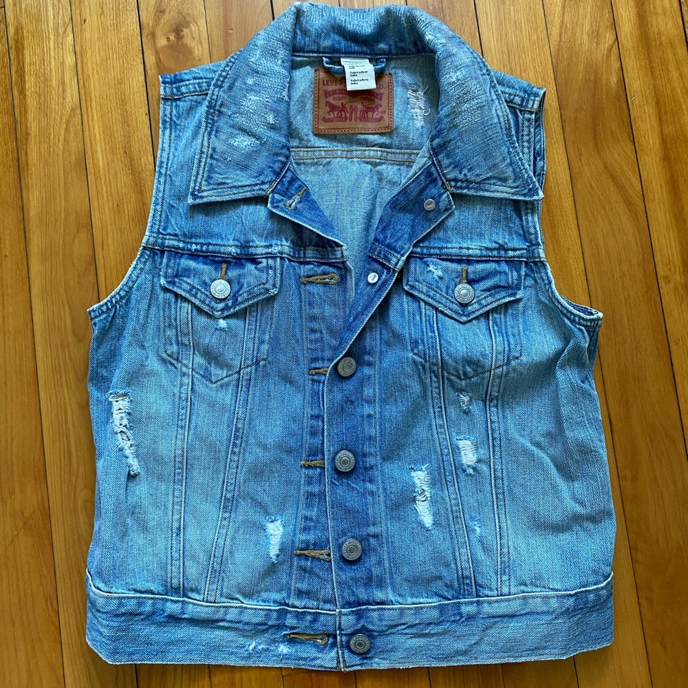 Levi Jean Cut Off Vest. Size SMALL